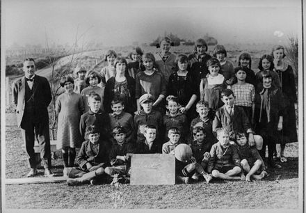 Pupils of Tiritea School