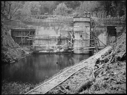 Raising the Barrier at Turitea Dam