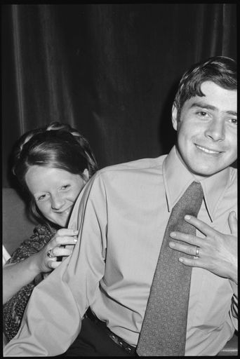 Unknown Xmas party - Resource cover image