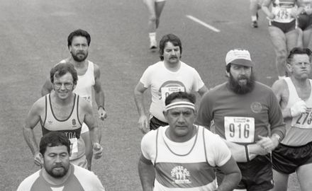 2022N_2017-20_040122 - Family flavour to run - Half-marathon 1986