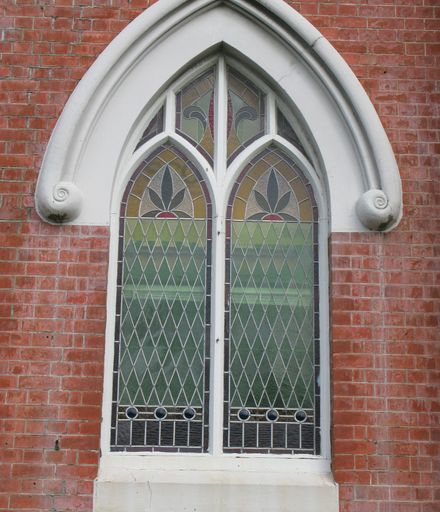 Wesley Broadway Church stained glass window, Broadway Avenue