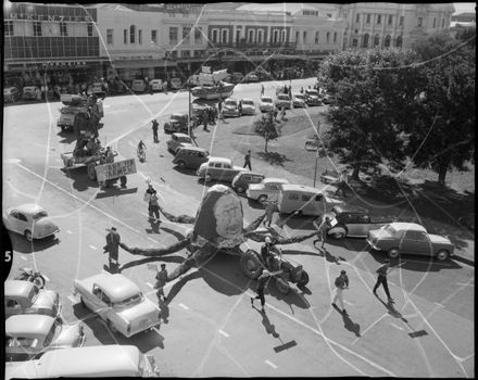""Rushin'" Octopus Leading Parade" Capping 1961