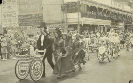 Palmerston North's 75th Jubilee celebration parade