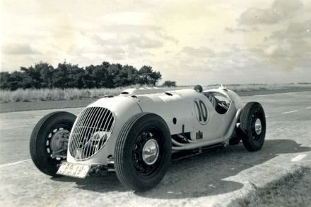Jackson Special 4024cc racing car, Ohakea Trophy car race