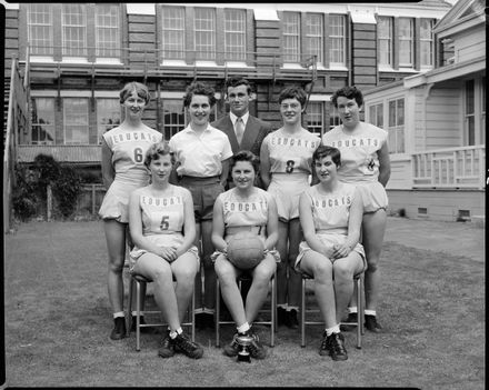 Netball Team, Palmerston North Teachers' College - Resource cover image