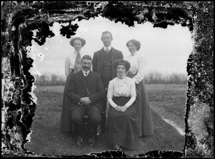 Family Group - Resource cover image