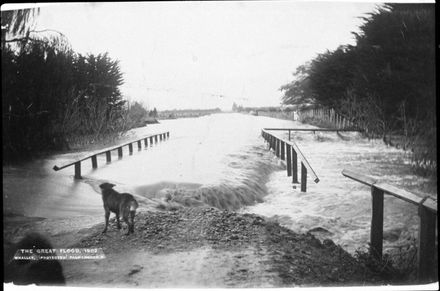 Floodwaters at junction of Te Awe Awe Street and Fitzherbert Avenue