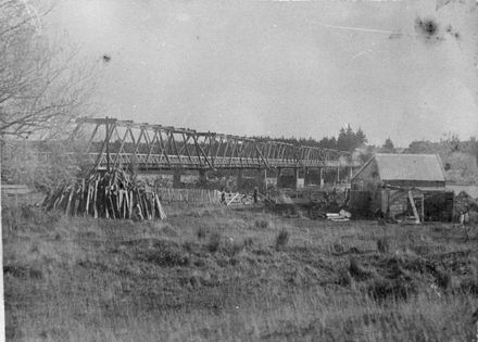 Ashhurst Bridge