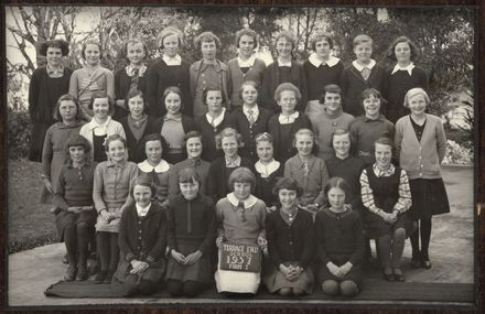 Terrace End School - Form 1, 1937