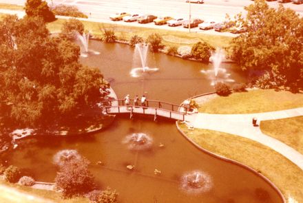 Butterfly Lakelet, Te Marae o Hine/The Square