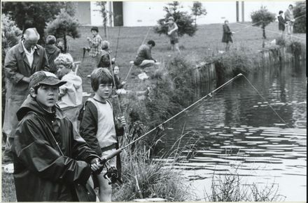 Junior Angling Contest, Centennial Lagoon - Resource cover image