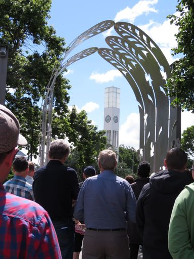 Nga Huruhuru Rangatira public sculpture