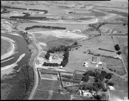 Argosy Aerial - "Rubbish tip and Sewerage treatment"