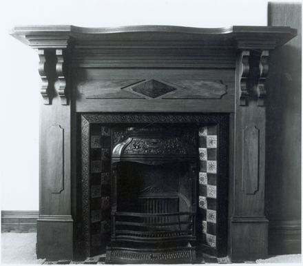 Kaingahou, Fireplace in Small Room - Resource cover image