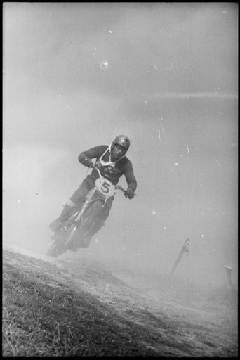 2018N_2017-20_MS001020c - Guild Leaf international moto-cross series at Woodville