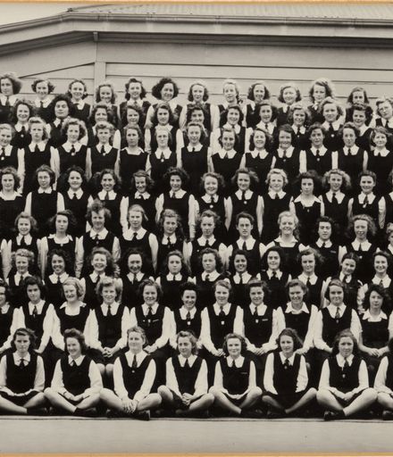 Palmerston North Technical School Female Pupils, 1945