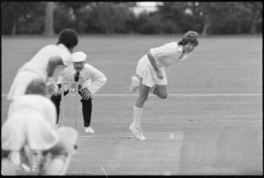 2025N_2017-20_Cricket-Women_043034-006