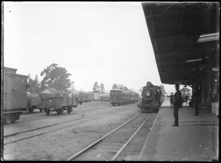 Railway Platform, Unidentified