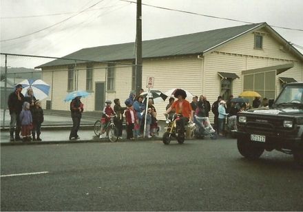 5th Annual Ashhurst Christmas parade. 2006 - Resource cover image