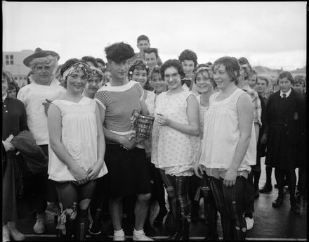 "Teachers versus Pupils" QEC Basketball Competition - Resource cover image