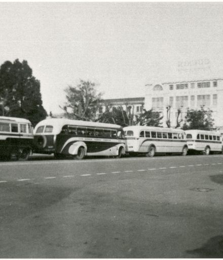 Buses in The Square