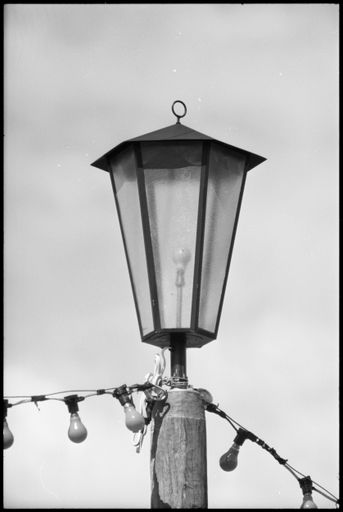 [Foxton Ornamental street lamp.] - Resource cover image