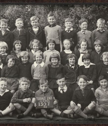 Terrace End School - Primer 2, 1937