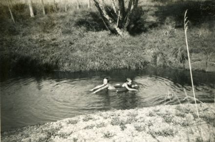 Patricia and Diane Hayes swimming at Bledisloe Park