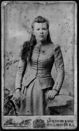 Unidentified young woman - Resource cover image