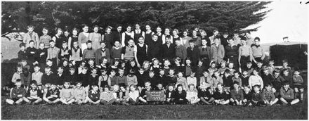 Ashhurst School, Group Photograph