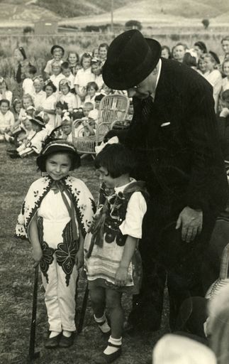 Prime Minister, Peter Fraser, with children of Polish Children's Camp