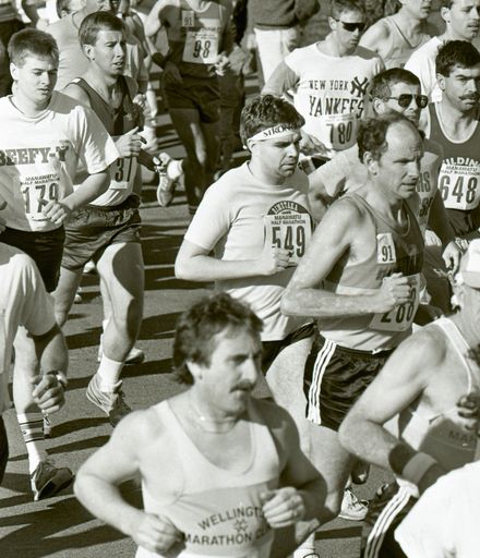 2022N_2017-20_039986 - Manawatu Marathon Clinic half-marathon 1991