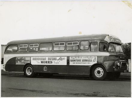 A Morris 702 Bus