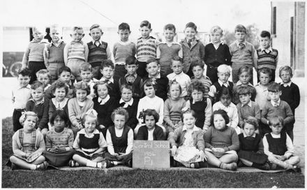 Central School, Primer 1, Class Photograph