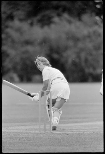 Aussies too polished in all facets - Resource cover image