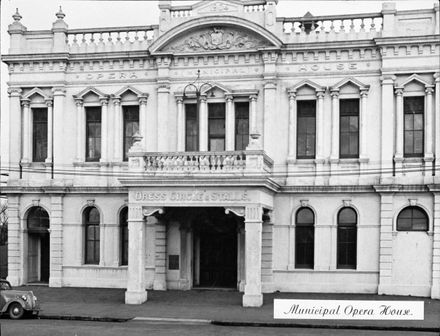 Municipal Opera House, Church Street