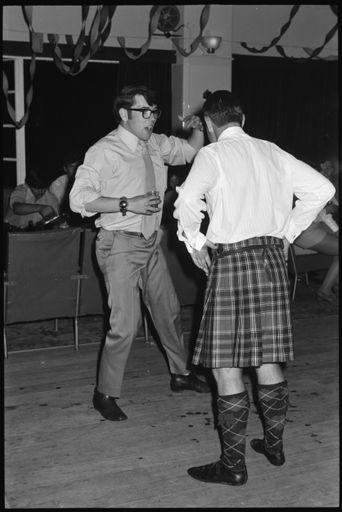 Unknown party attendees - Resource cover image