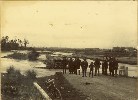 Kiwitea River bridge