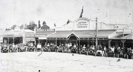 Motorists in Feilding