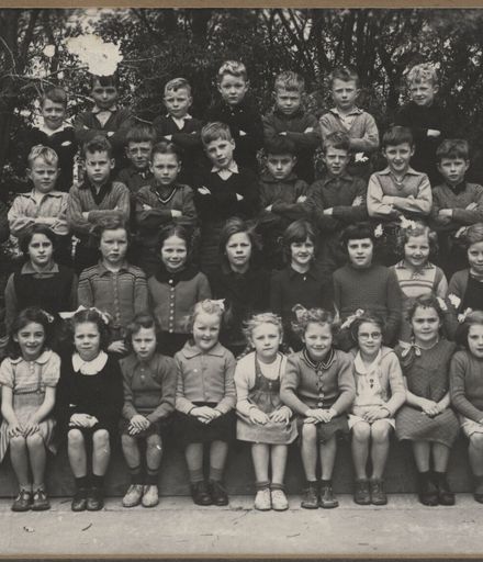 Terrace End School - Primer 4, 1944