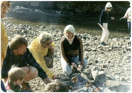 2022P_TESchool-S7-V3_039830 - Brown House Camp