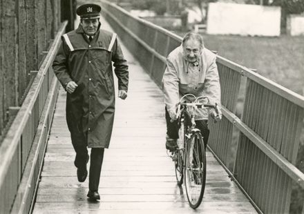 Cycling on the Clip-on Cycle track, Fitzherbert Bridge