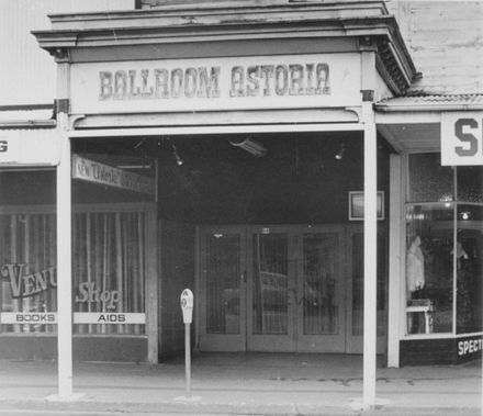 Ballroom Astoria