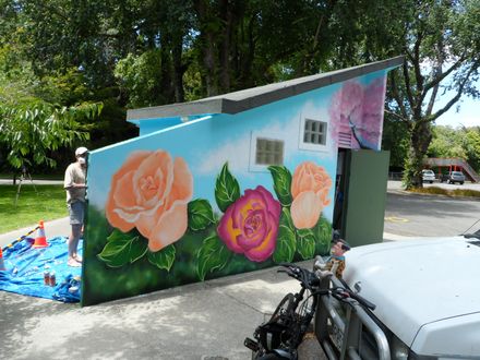 Mural at Victoria Esplanade Scenic Railway Toilets