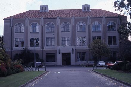 Sir Geoffrey Peren Building, Massey University Palmerston North Campus