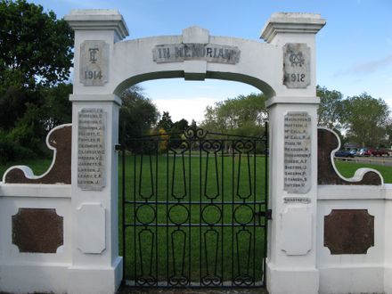 Memorial Archway, Terrace End School, Ruahine Street