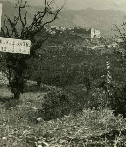 Image of Polish soldier's grave in Italy, sent to the Polish Army League