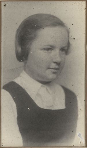 Varie Murray - Terrace End School Dux, 1944
