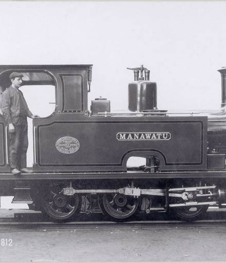 Side tank Locomotive with Outside Cylinders