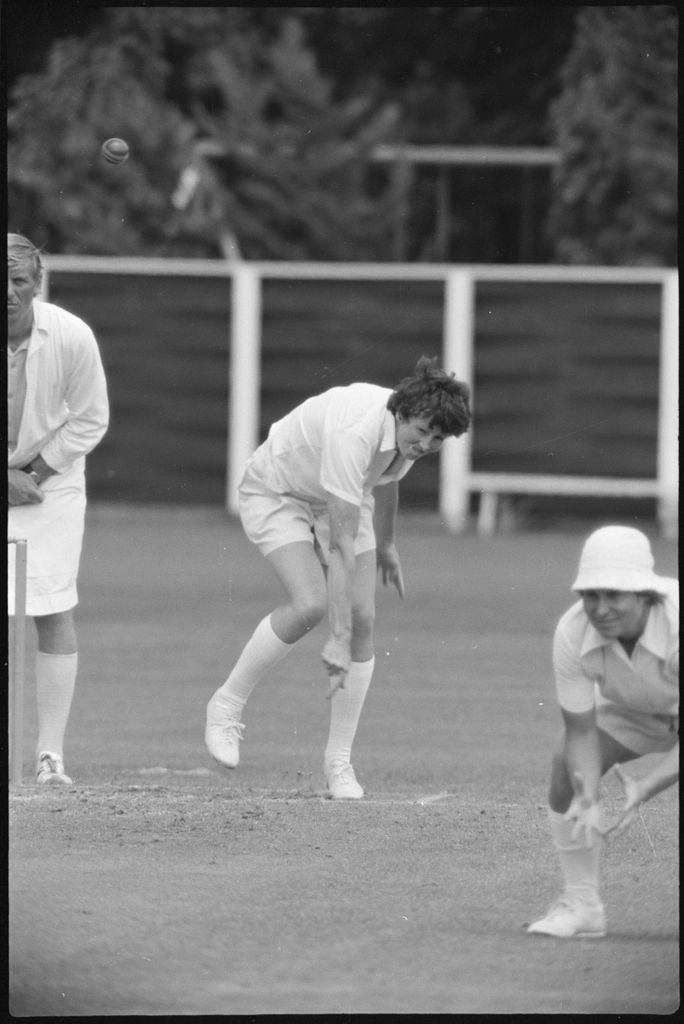 2025N_2017-20_Cricket-Women_043027-017